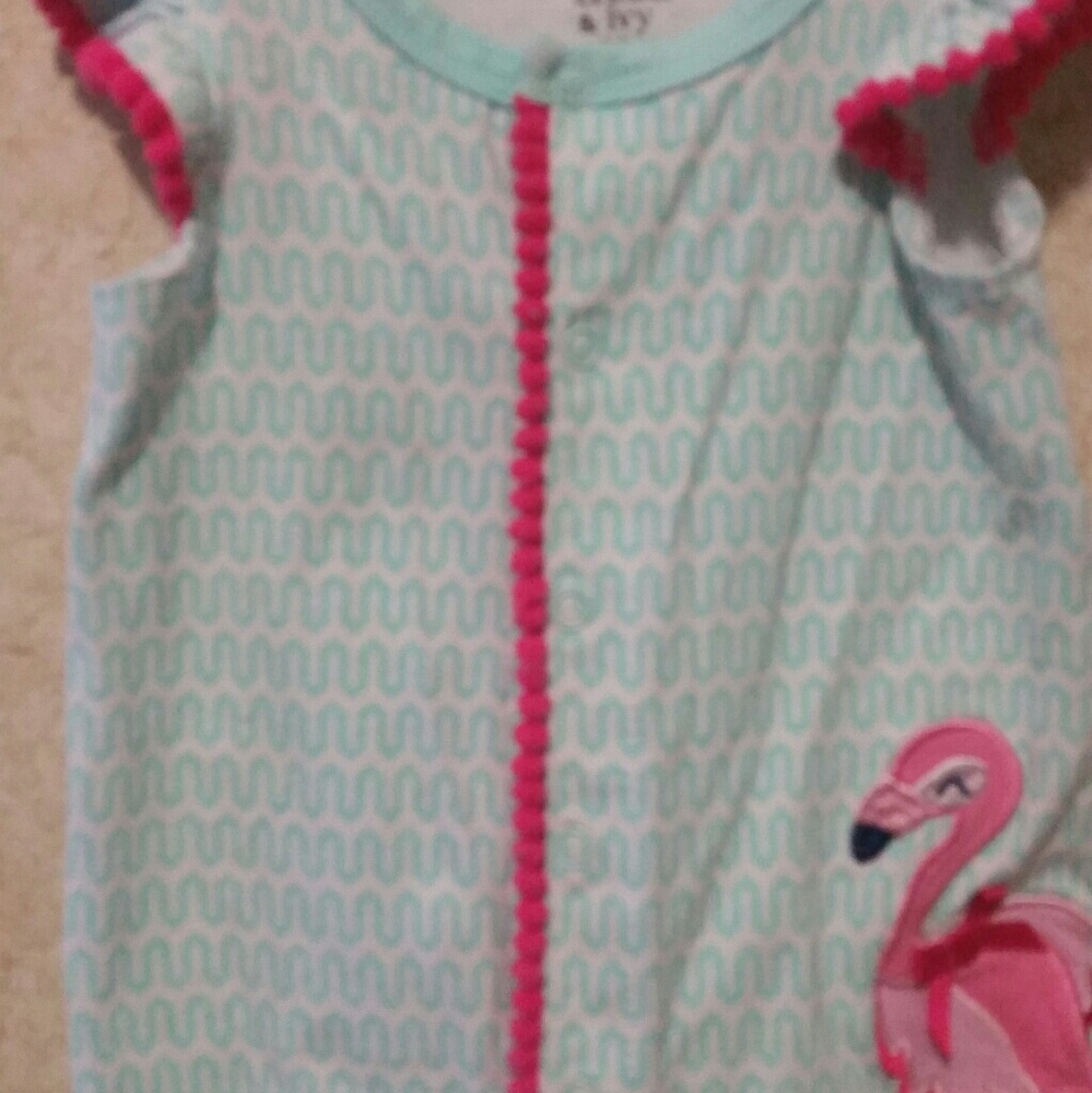 Crown & Ivy Flamingo bubble w/pompom fringe